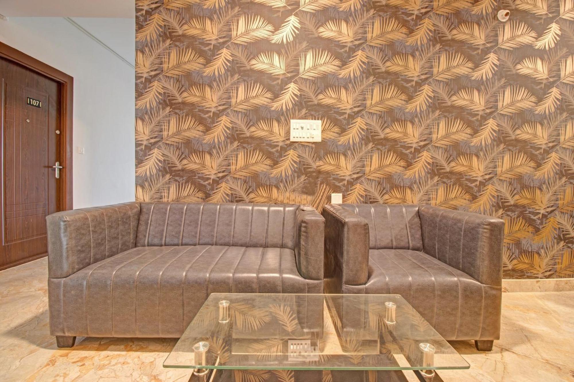 Super Collection O Petals Otium Business Hotel 벵갈루루 외부 사진
