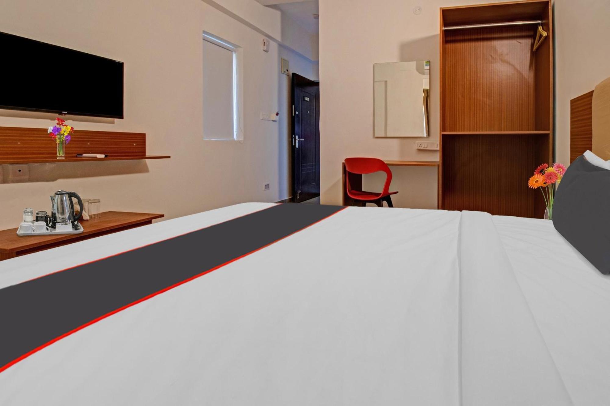 Super Collection O Petals Otium Business Hotel 벵갈루루 외부 사진