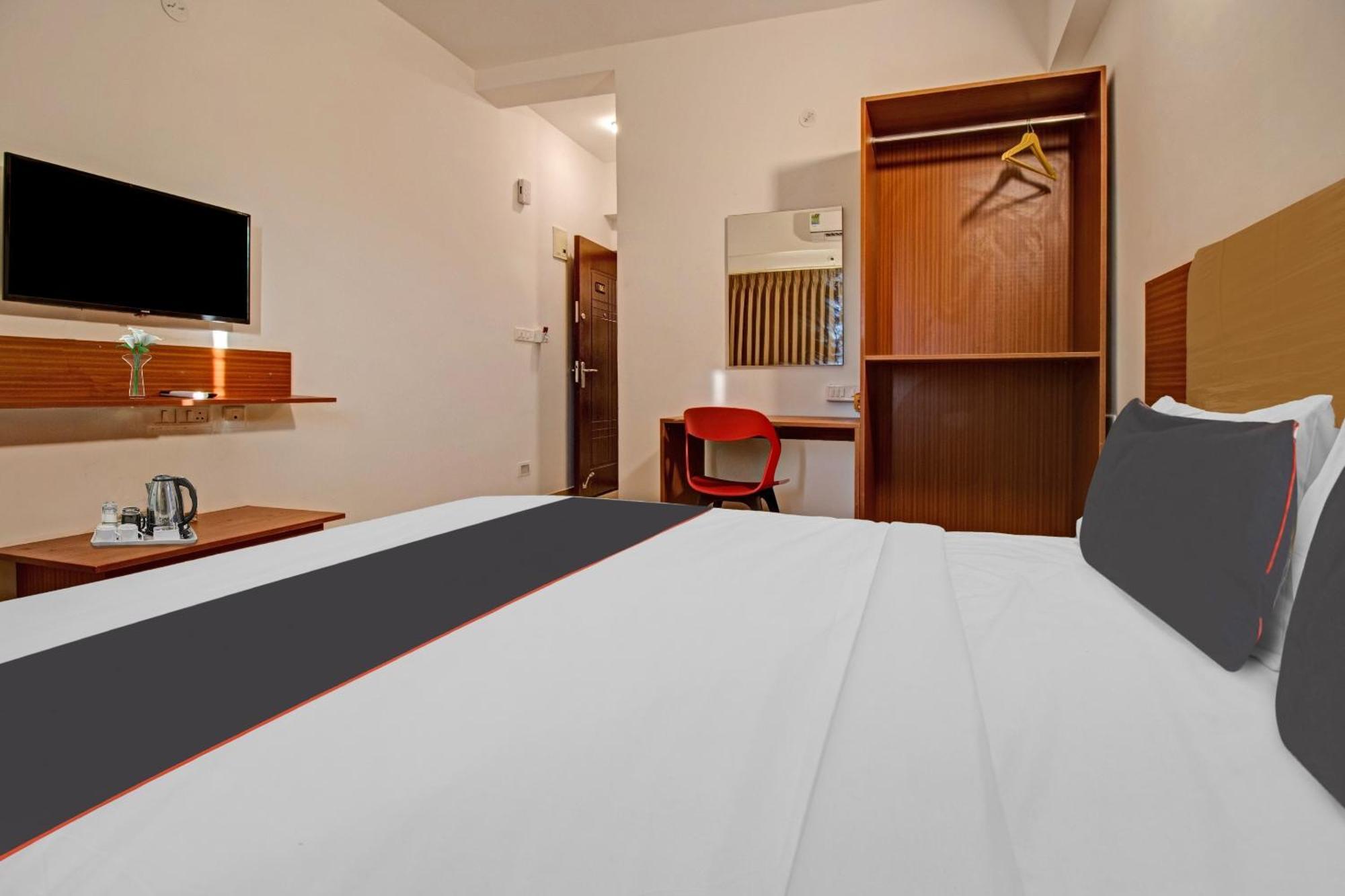 Super Collection O Petals Otium Business Hotel 벵갈루루 외부 사진